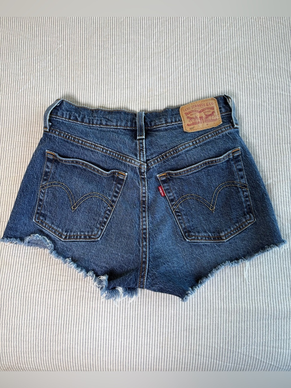 Levis 501 Shorts Womens 26 High Rise Cut Off Button Fly Distressed Denim